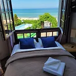 Bed and Breakfast Dom Przy Plazy 3*